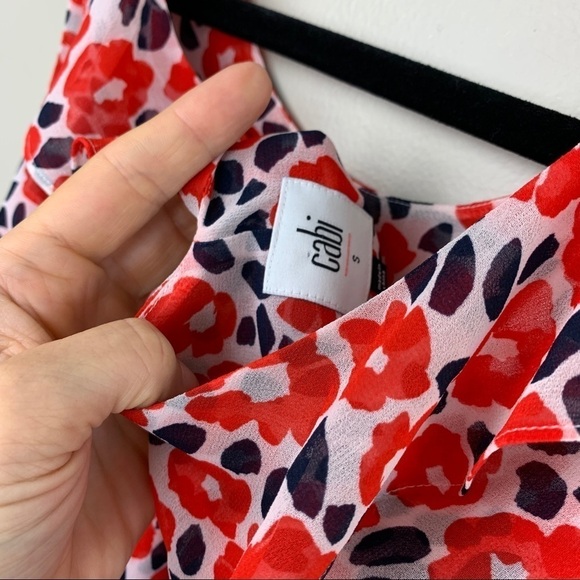 CAbi Floral Print Ruffled Back Tank Size Small - Picture 2 of 7